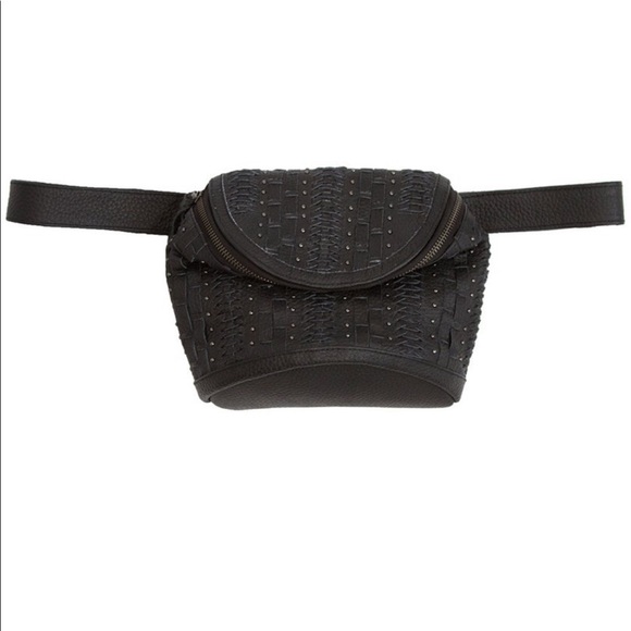 Cleobella Black woven belt bag Boho Size Med/ Lg - Picture 2 of 9